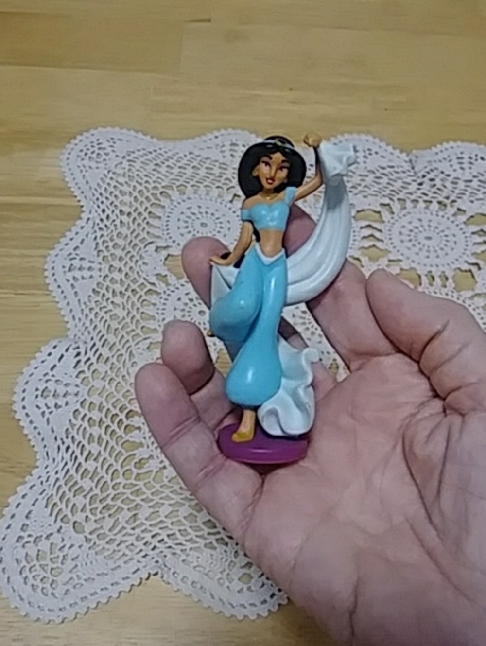Disney Aladdin Princess Jasmine PVC Figurine 3.8" Collectible Display Figure Toy
